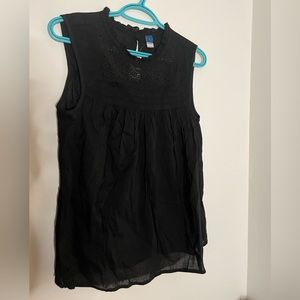 Lightweight Sleeveless Embroidered Blouse